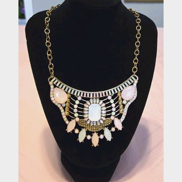 Iridescent Faux Opals Pastel Amozanite Beads Bib Style Necklace Gold Tone Bold - Picture 1 of 10